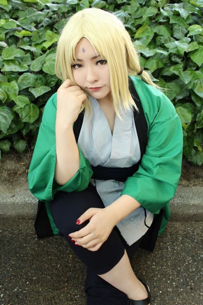 Tsunade cosplay vip nhất