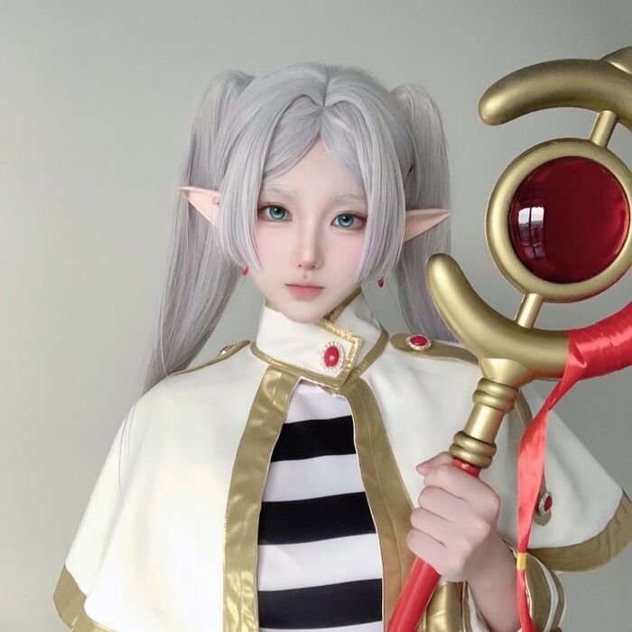 ảnh cosplay frieren anime hot nhất