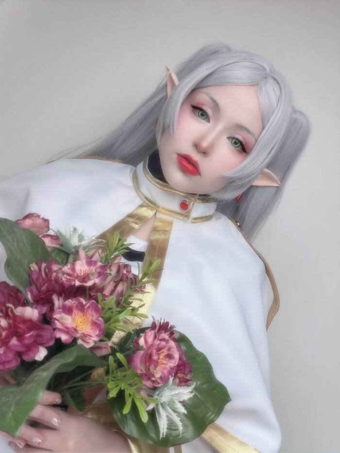 ảnh cosplay frieren anime hot xinh