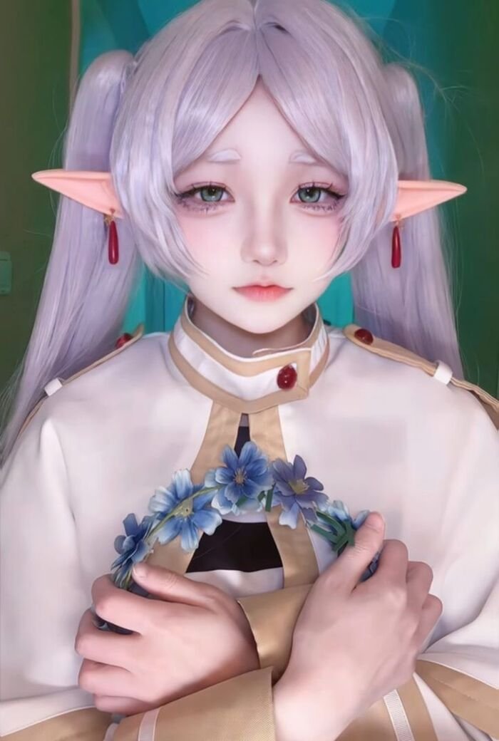 ảnh cosplay frieren anime siêu xinh