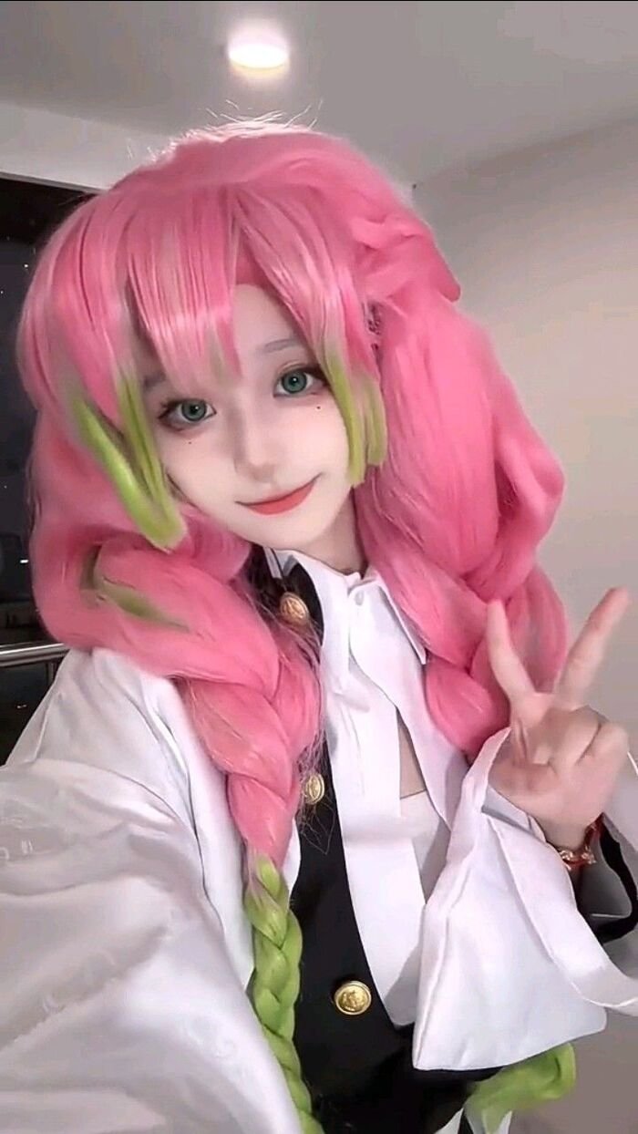 ảnh cosplay mitsuri cực ngầu