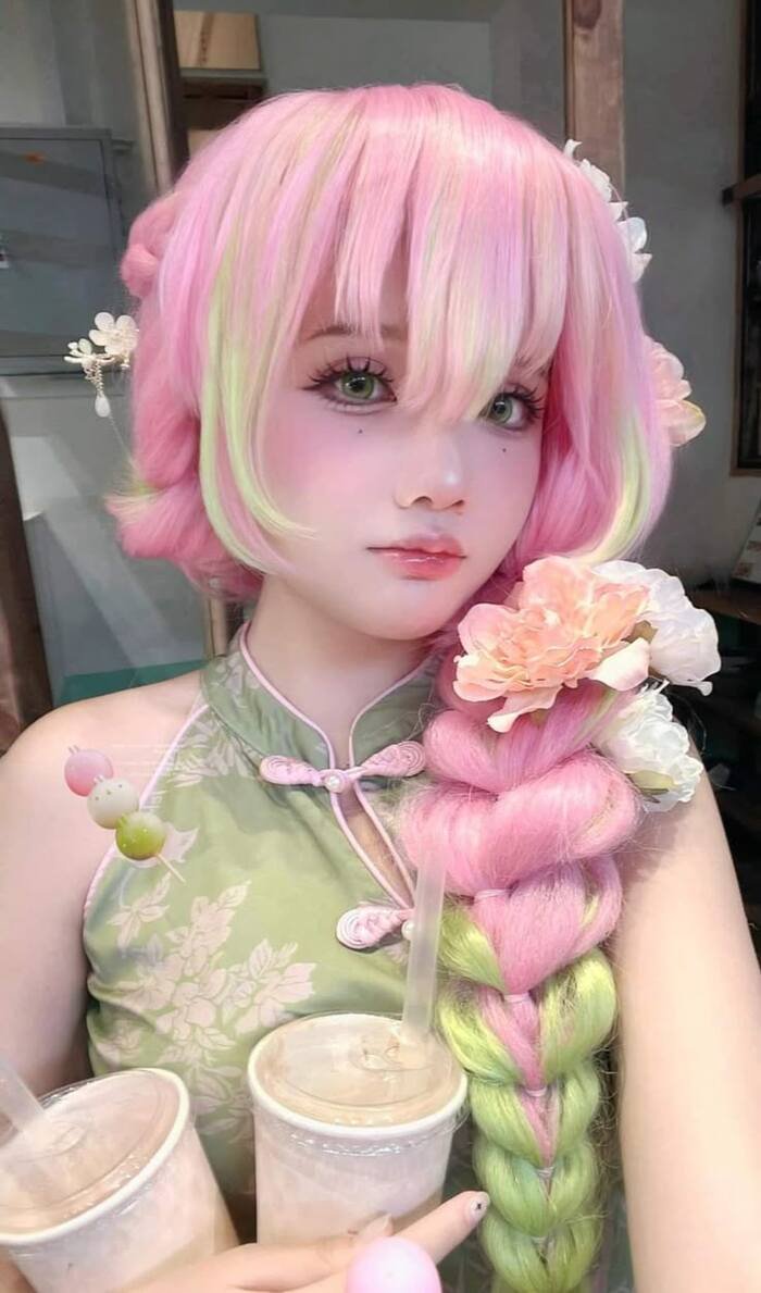 ảnh cosplay mitsuri hot ngầu
