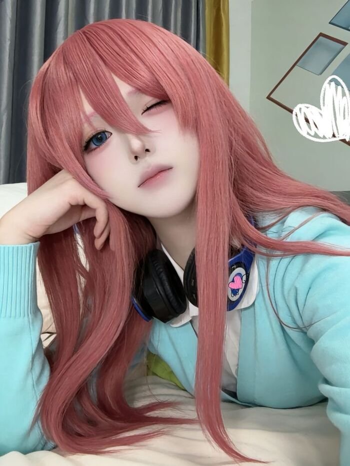 ảnh miku nakano cosplay cực ngầu