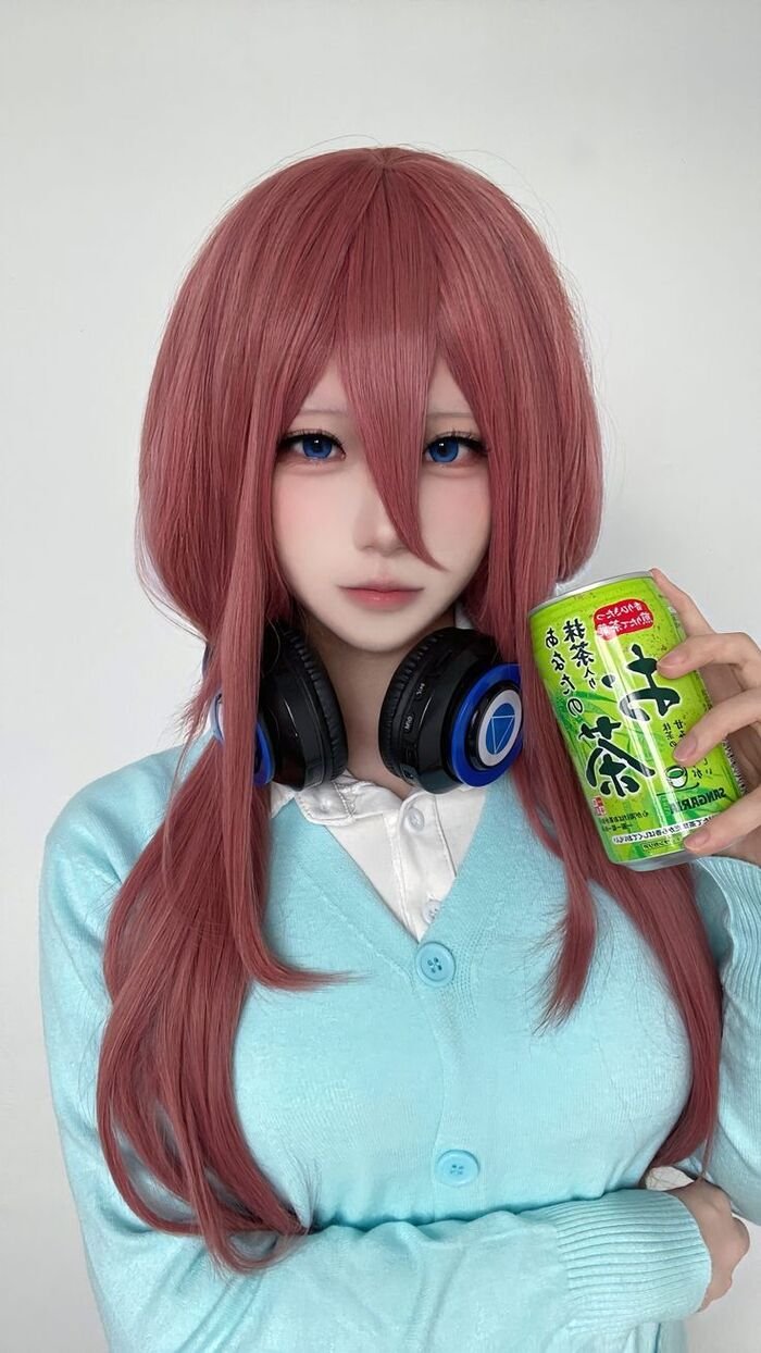 ảnh miku nakano cosplay