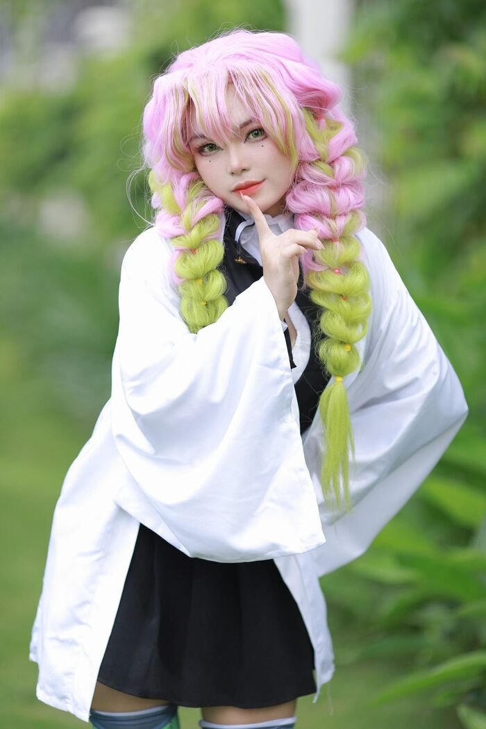 hình ảnh cosplay mitsuri sexy xinh nhất