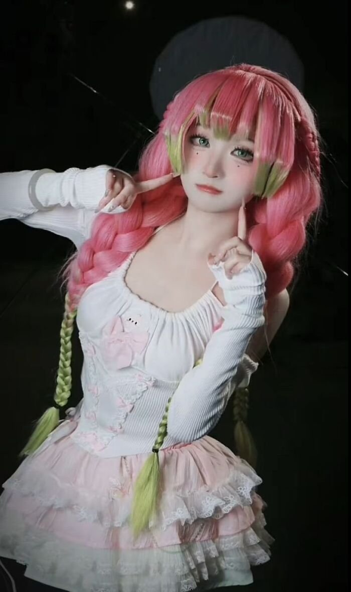 hình ảnh cosplay mitsuri sexy