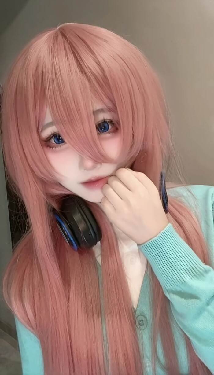 hình ảnh miku nakano cosplay cute