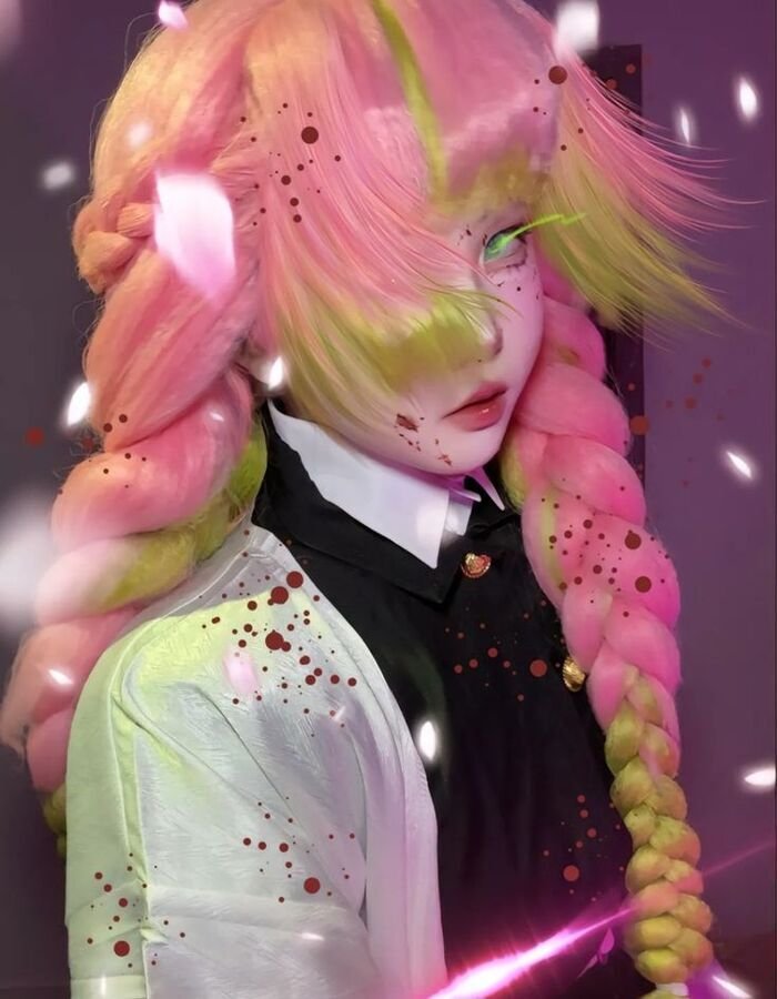 ảnh cosplay luyến trụ ngầu