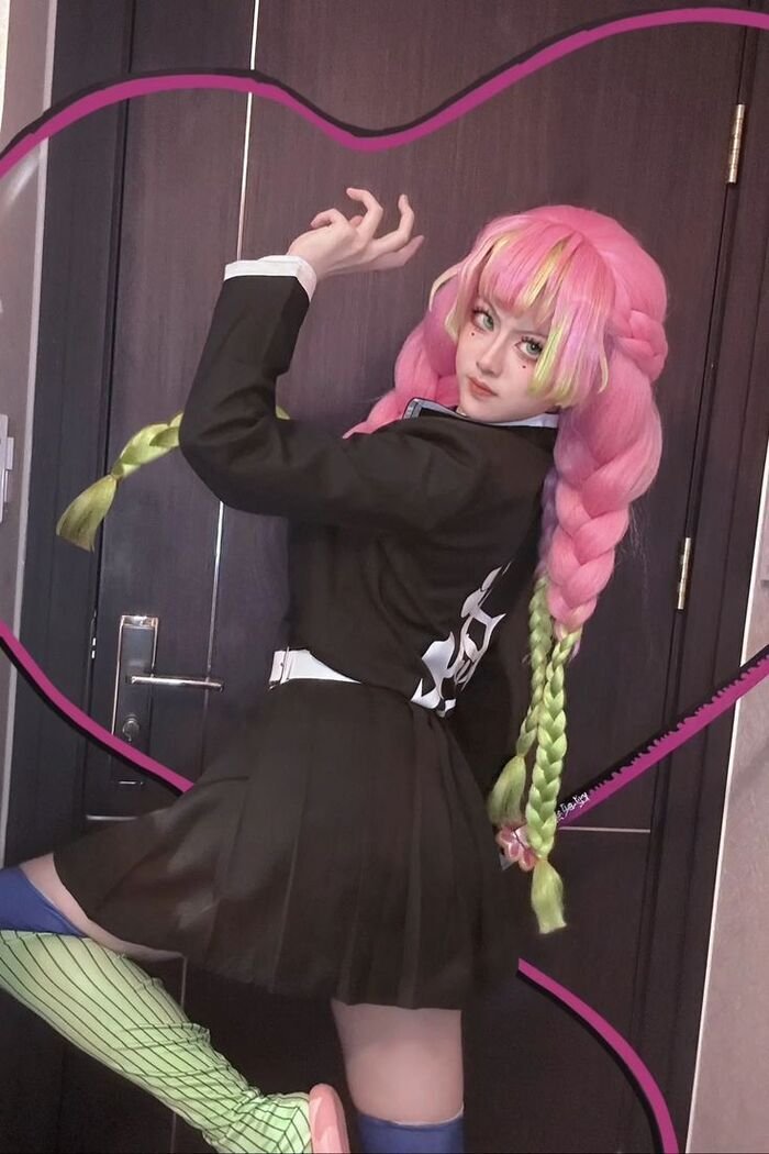 ảnh cosplay luyến trụ xinh