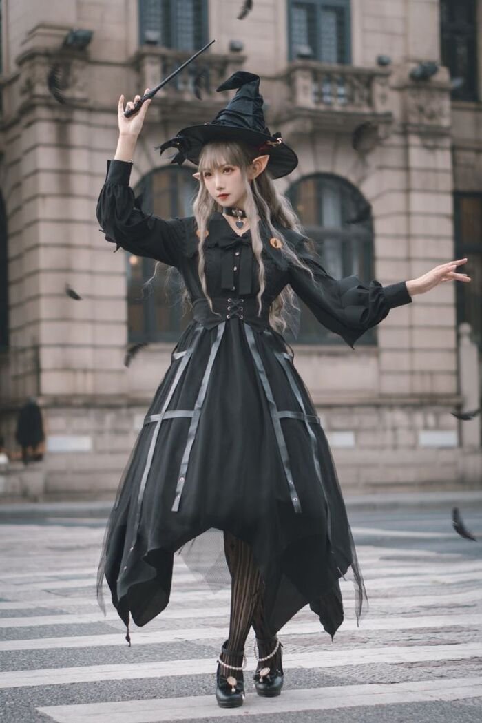 ảnh cosplay phù thủy cực hot