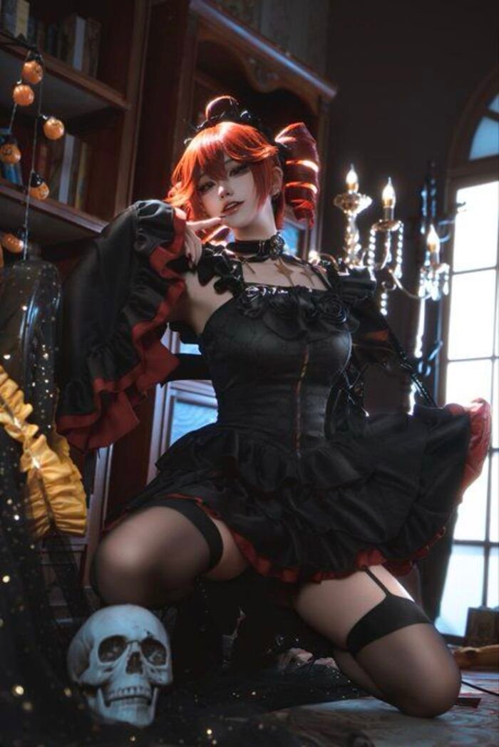 ảnh cosplay phù thủy đẹp ngầu