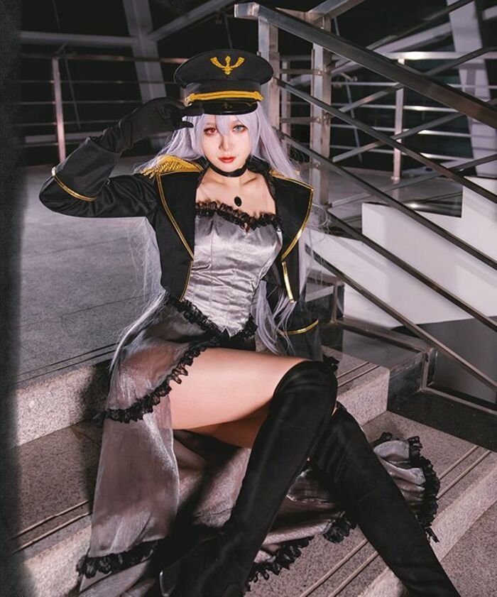 cosplay cảnh sát cực hot