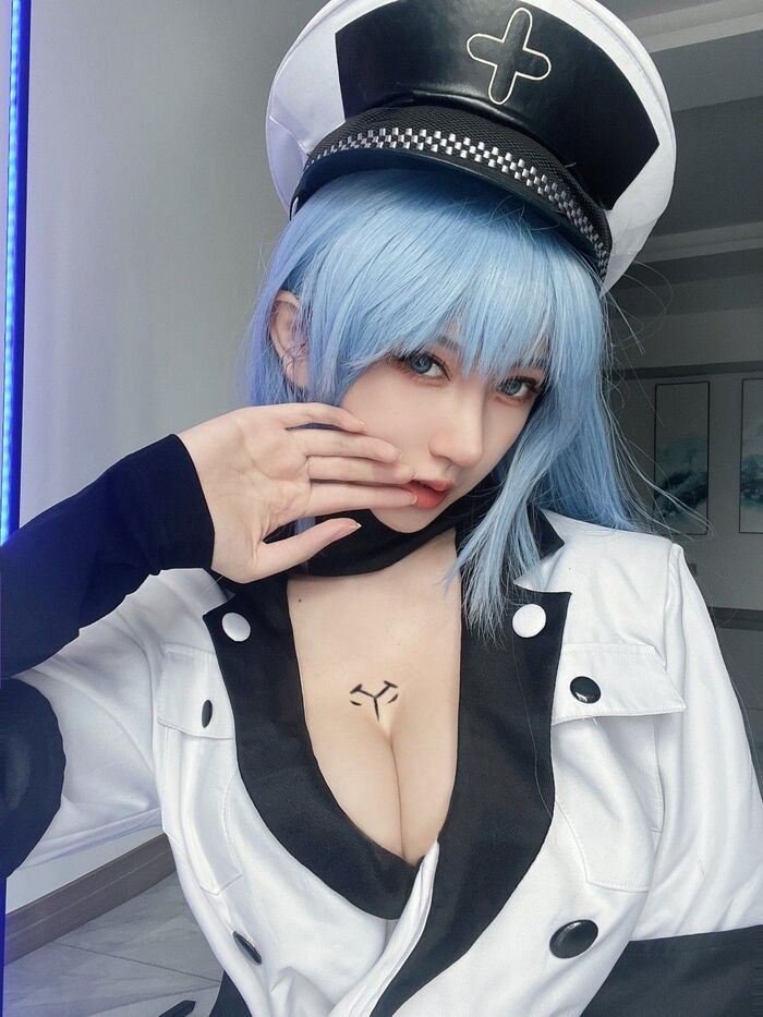 cosplay cảnh sát hot nhất