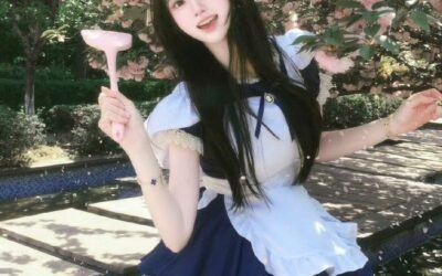 cosplay hầu gái hot