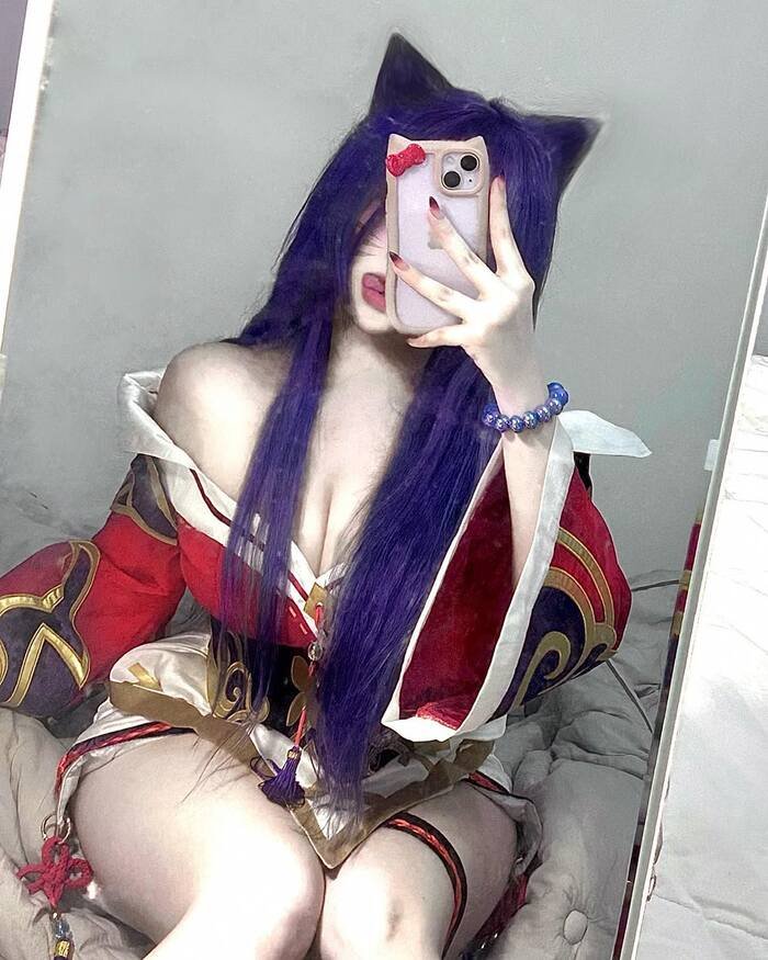 cosplay lộ hàng slay xinh nhất