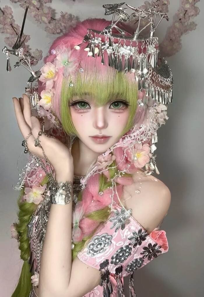 cosplay luyến trụ siêu ngầu