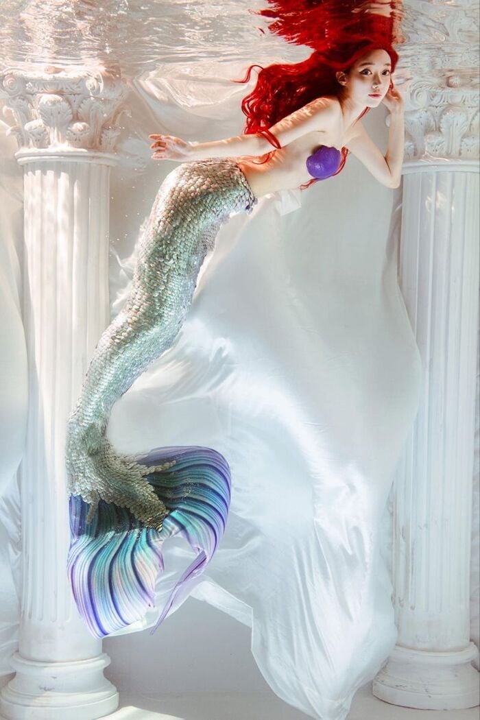 cosplay nàng tiên cá slay tóc đỏ