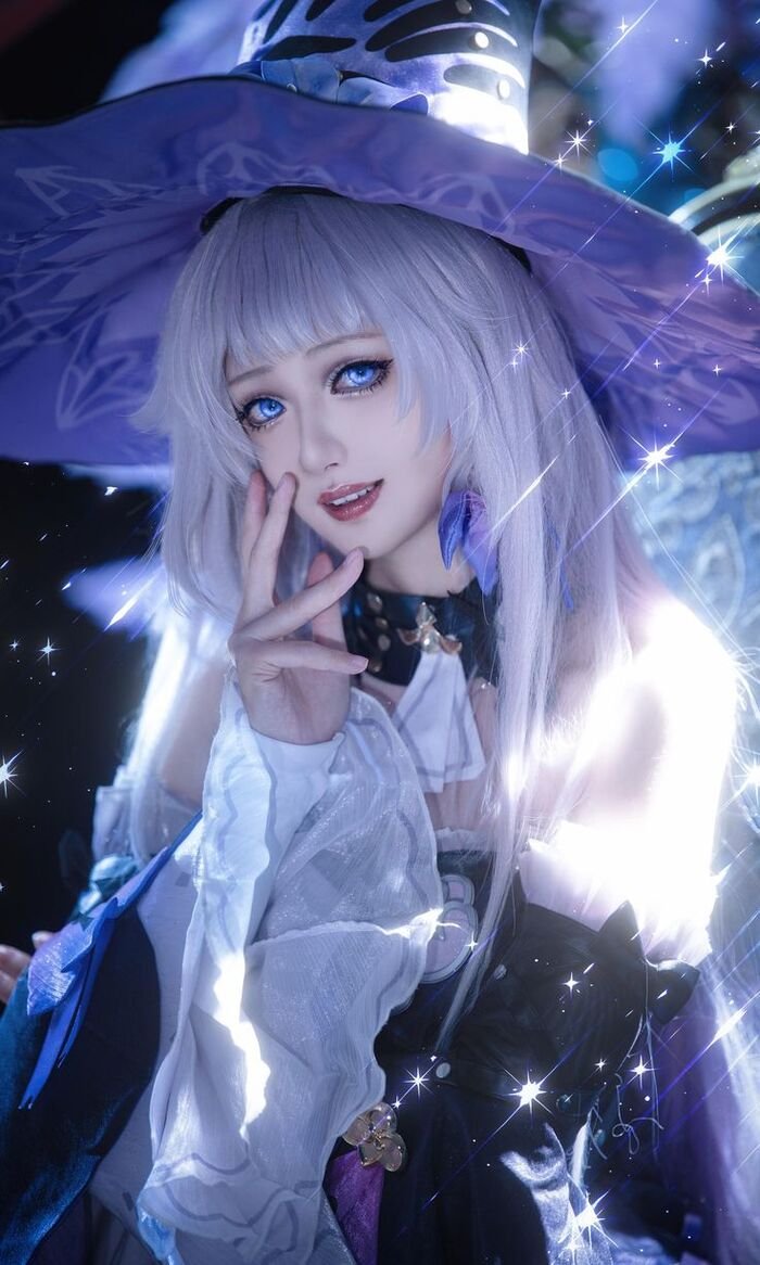 cosplay phù thủy hot nhất