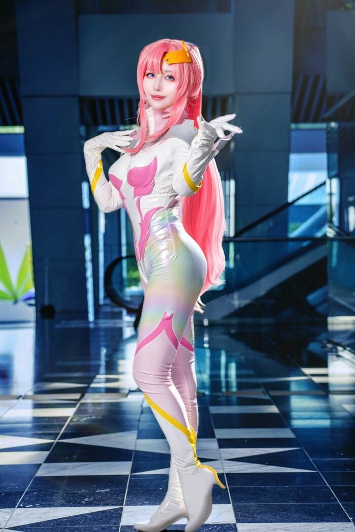 cosplay siêu nhân đẳng cấp