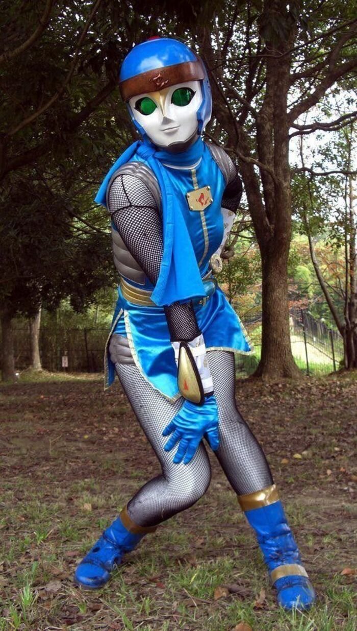 cosplay siêu nhân xanh