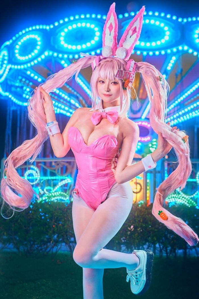 cosplay thỏ siêu đẹp