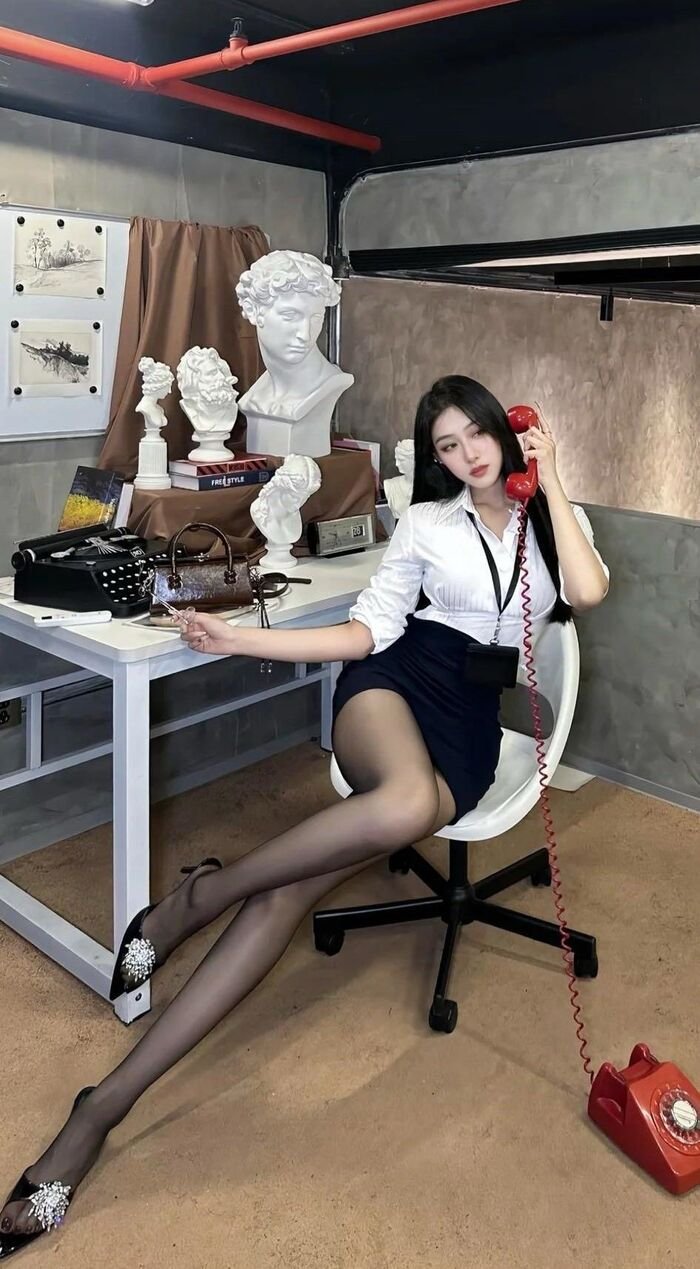 cosplay thư ký cực hot